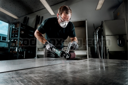 Сатинираща Mашина METABO 1700W METABO SE 17-200
