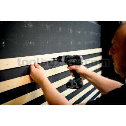 Акумулаторен Винтоверт 18V 60Nm METABO BS 18 L 2X2.0Ah