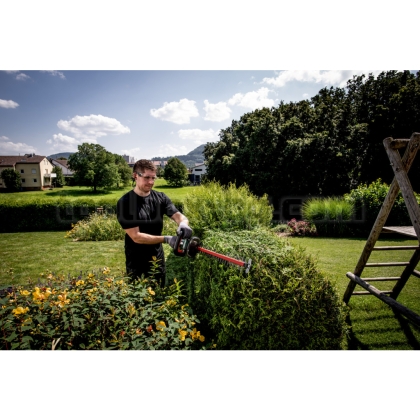 Акумулаторен Храсторез 18V 55cm METABO HS 18 LTX 55 2X2.0Ah