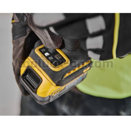 Акумулаторен Ударен Винтоверт  Импакт Dewalt DCF860N, 18 V, 406 Nm, Без Батерия и Зарядно