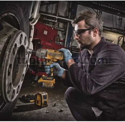 Акумулаторен Гайковерт Dewalt DCF899P2 18 V, 2 Батерии х 5 Ач, Куфар, 1/2