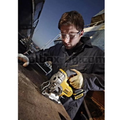 Акумулаторен Прободен Трион Dewalt DCS331N 18 V Без Зарядно Устройство и Батерии