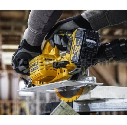 Акумулаторен Циркуляр Dewalt DCS570N 18 V Без Зарядно Устройство и Батерии