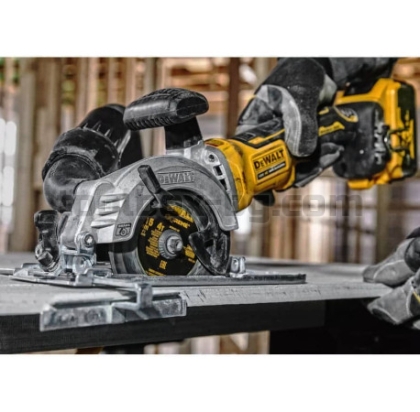 Акумулаторен Циркуляр Dewalt DCS571N 18 V Без Зарядно Устройство и Батерии
