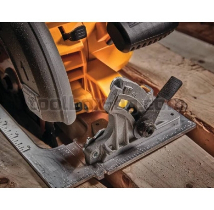 Акумулаторен Циркуляр Dewalt DCS573NT 18 V + Куфар, Без Зарядно Устройство и Батерия.