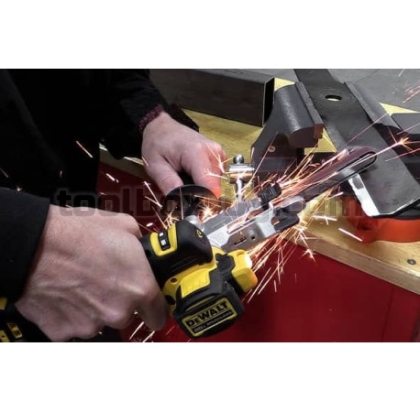 Акумулаторен Лентов Шлайф Dewalt DCM200NT, 18 V, 457 x 13 мм, Без Батерия и Зарядно + куфар