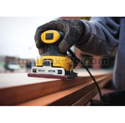 Шлайфмашина Dewalt DWE6411 230 W 140 x 115 мм