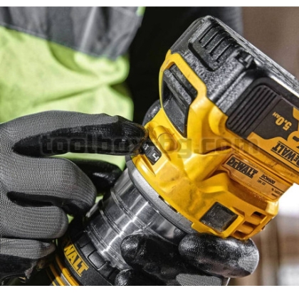 Акумулаторна Фреза Комбинирана Dewalt DCW604NT 18 V Без Зарядно Устройство и Батерия