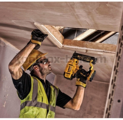 Акумулаторен Пистолет за Пирони Dewalt DCN662N, 18 V, Без Батерия и Зарядно У-во.