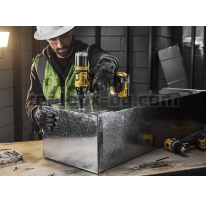 Акумулаторна Нитачка Dewalt DCF403NT 18V XR