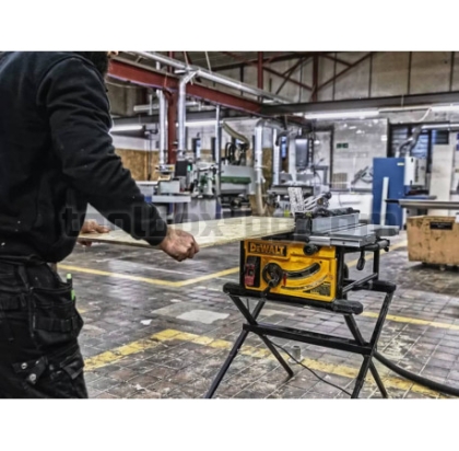 Циркуляр Настолен Dewalt DWE7492 2000 W