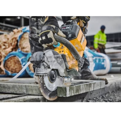 Акумулаторен Циркуляр Dewalt DCS691X2, 54V XR FLEXVOLT с Батерии и Зарядно Устройство