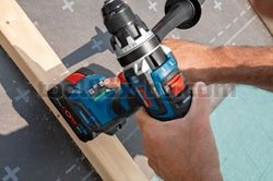 Акумулаторен винтоверт Bosch BITURBO GSR 18V-150 C, CoMo, 2x ProCore 8.0 Ah + зарядно устройство