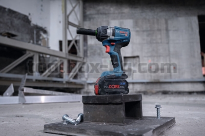 Акумулаторен ударен гайковерт Bosch GDS 18V-750 C, 2 батерии 5.0 Ah и зарядно устройство в Куфар L-BOXX