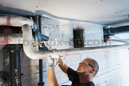 Bosch GSA 18V-LI C Professional безжичен саблен трион без батерия и зарядно устройство в Куфар L-BOXX
