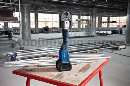 Акумулаторен кримп инструмент Bosch GPT 18V-32 без батерия и зарядно устройство в Куфар XL-BOXX