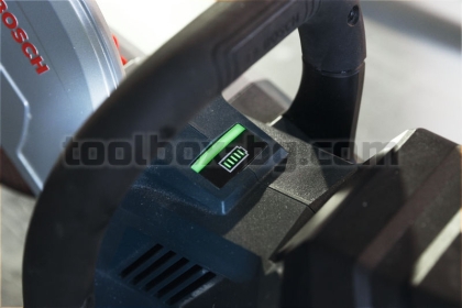 Акумулаторен фугурез Bosch GCS 18V-230, Без батерия и зарядно устройство