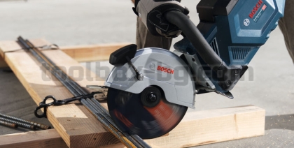Акумулаторен фугурез Bosch GCS 18V-230, Без батерия и зарядно устройство
