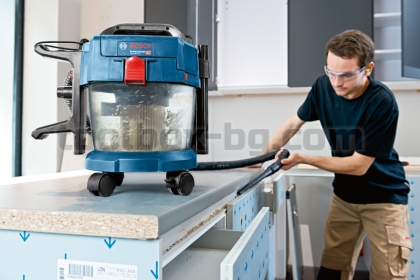 Безжична прахосмукачка за мокро/сухо почистване Bosch GAS 18V-10 L Без батерия, зарядно устройство + комплект асесоари