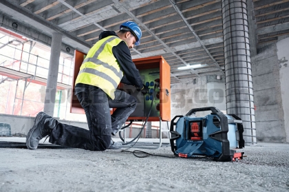 Безжично радио за строителна площадка Bosch GPB 18VH-6 SRC Без батерия и зарядно устройство