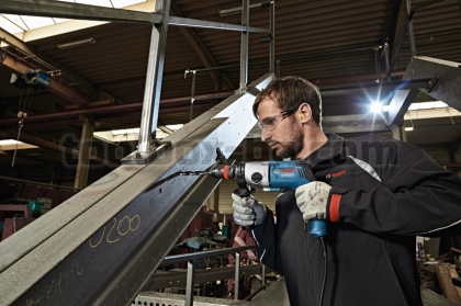Бормашина Bosch GBM 13-2 RE с бързозатягащ се патронник