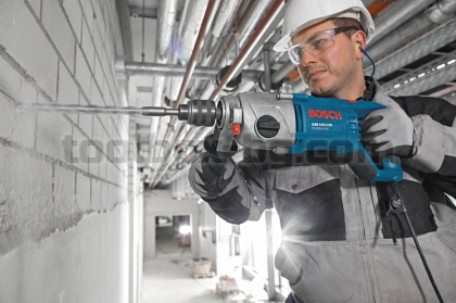 Ударна бормашина Bosch GSB 162-2 RE Professional в куфар 