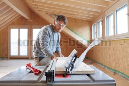 Настолен циркуляр Bosch GTS 635-216 Professional