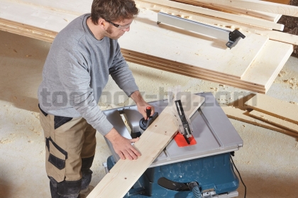 Настолен циркуляр Bosch GTS 635-216 Professional