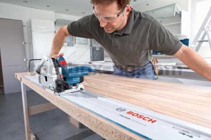 Ръчен потапящ циркуляр Bosch GKT 55 GCE