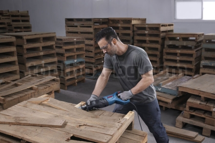 Саблен трион Bosch GSA 12-30, 1250 вата в куфар