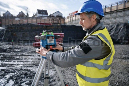 Ротационен лазер Bosch GRL 650 CHVG, 1x 4.0 компютър и зарядно устройство в куфар