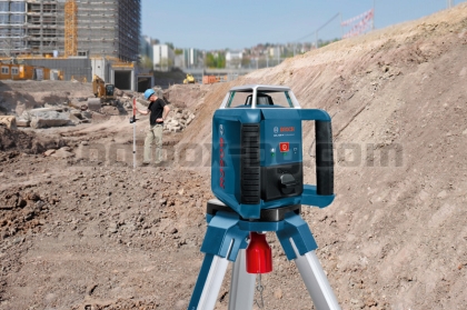 Ротационен лазер Bosch GRL 400 H с 2 батерии (LR20) + приемник в куфар
