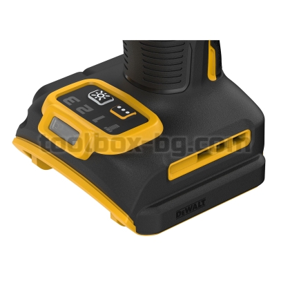 Безжичен ударен гайковерт,DeWALT 1/2", 18V без батерия и зарядно устройство в Куфар
