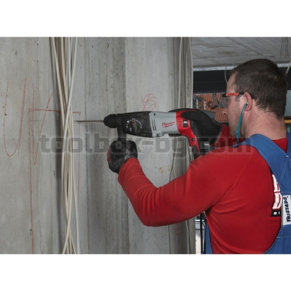 Комбиниран Перфоратор Milwaukee PH 28, SDS-Plus 820 Вата в кКуфар