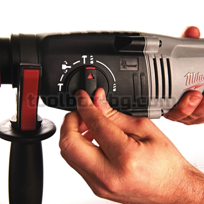 Комбиниран Перфоратор Milwaukee PH 28, SDS-Plus 820 Вата в кКуфар
