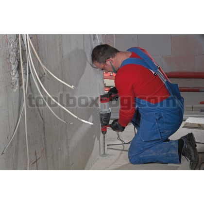 Комбиниран Перфоратор Milwaukee PH 28, SDS-Plus 820 Вата в кКуфар
