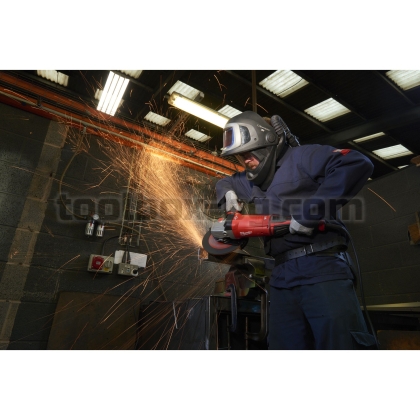 Ъглошлайф Milwaukee AGVKB-24-230 EKX DMS в Kартонена Кутия
