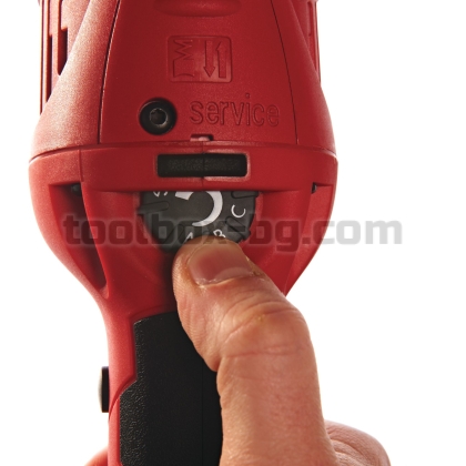 Полирмашина Milwaukee AP12E 