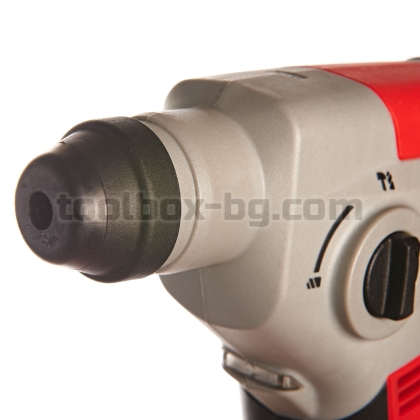 Перфоратор Milwaukee M18BH-402C с 2 x 4.0 Ah батерии + зарядно и куфар