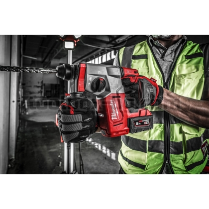 Перфоратор Milwaukee M18 BLH-502X, 2 x 5.0 Ah Батерии + Зарядно и Куфар HD